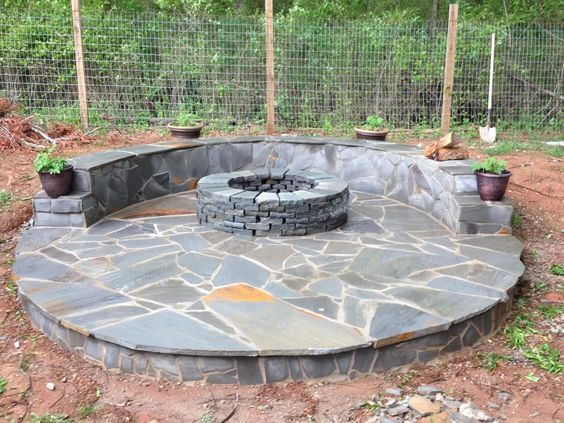 DIY Weekend Project Ideas: How to Build an Outdoor Stone Fire Pit