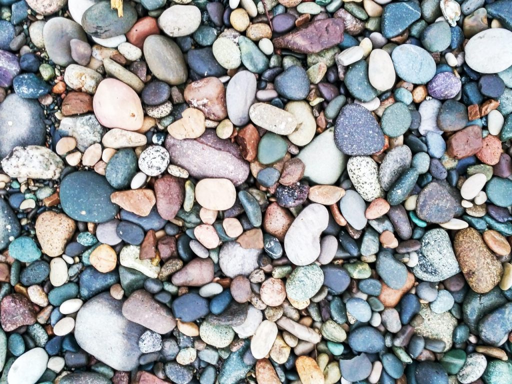 decorative pebbles