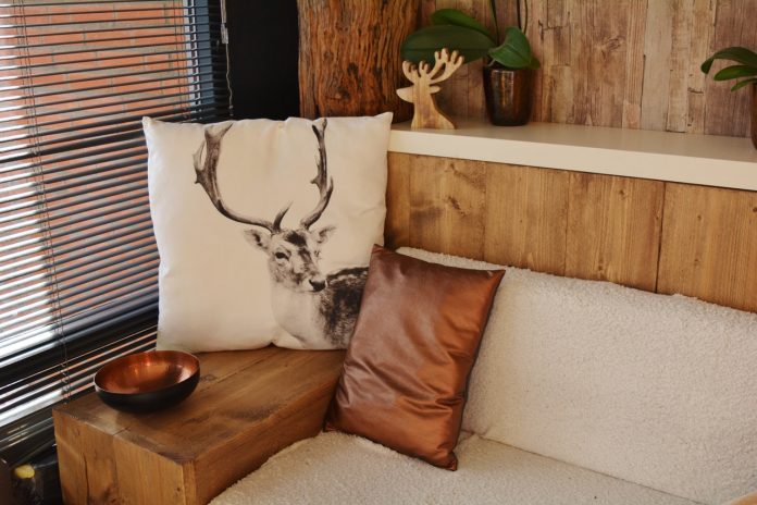 Unique Homemade Chair Cushions Ideas for an Enclosed Porch